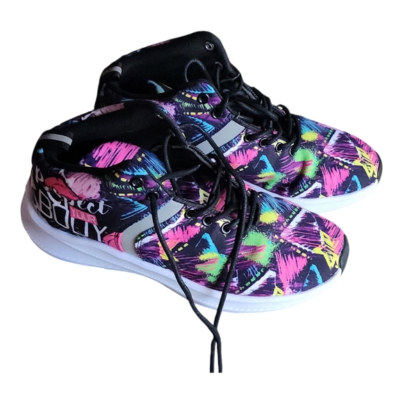 Women's graffiti lightweight high top sneaker size 39 8.5 US - Picture 5 of 7